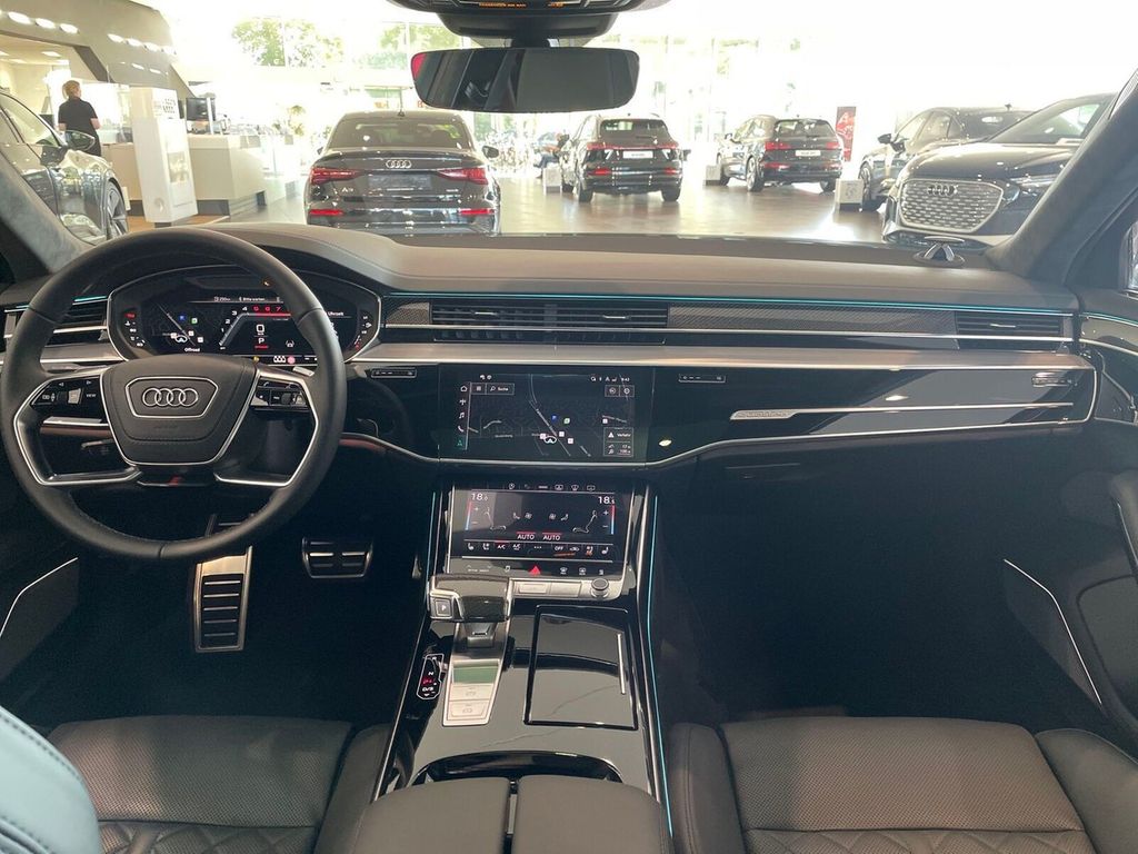 Audi S8 2021