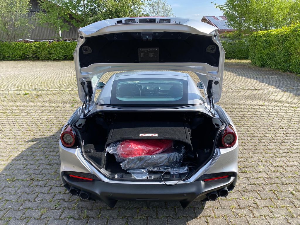 Ferrari Portofino 2022