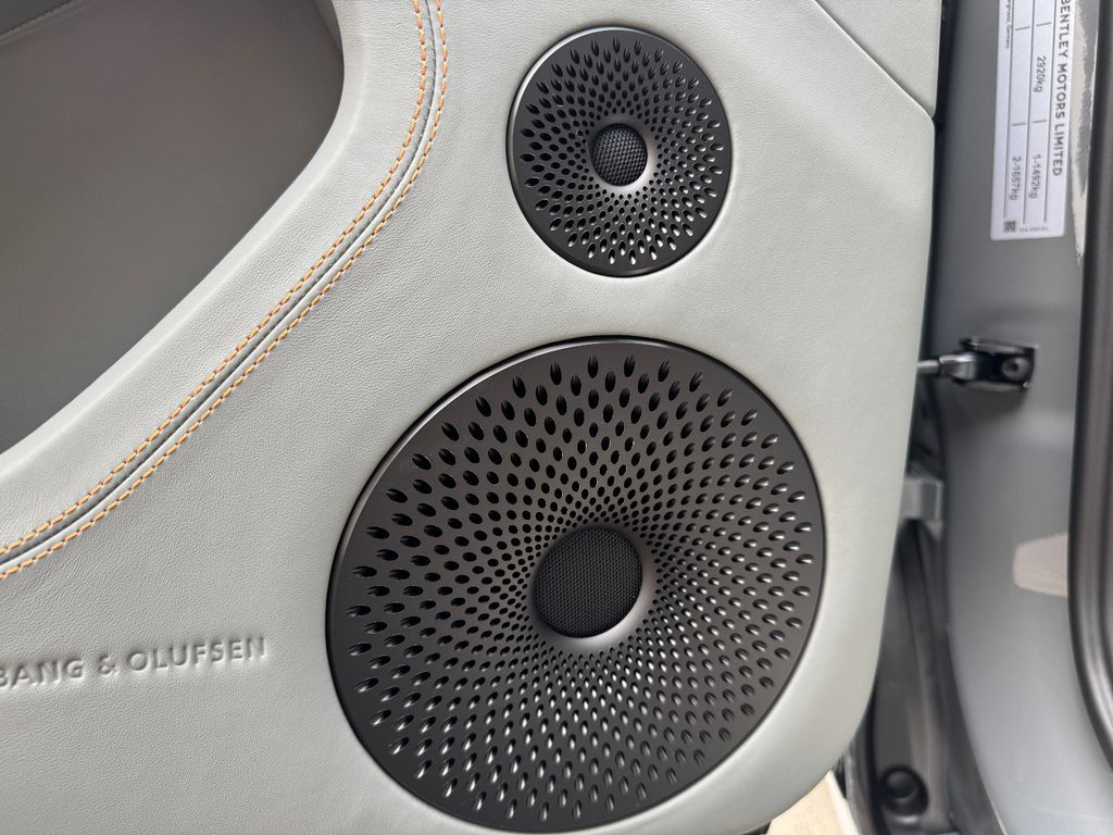 Bentley Continental GT 2025