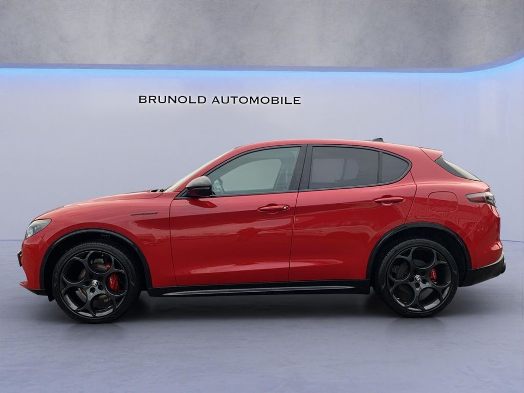Alfa Romeo Stelvio 2023