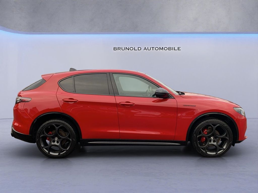 Alfa Romeo Stelvio 2023