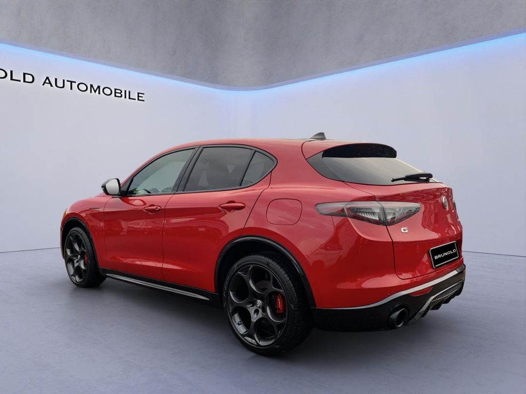 Alfa Romeo Stelvio 2023