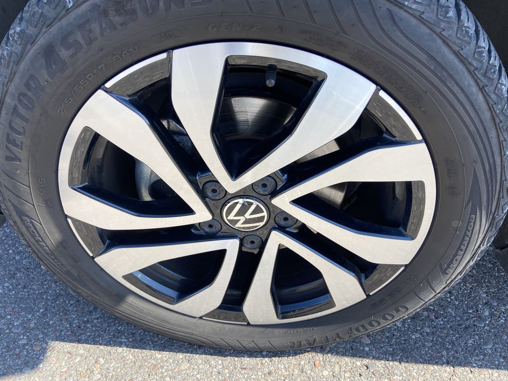 Volkswagen T-Roc 2021