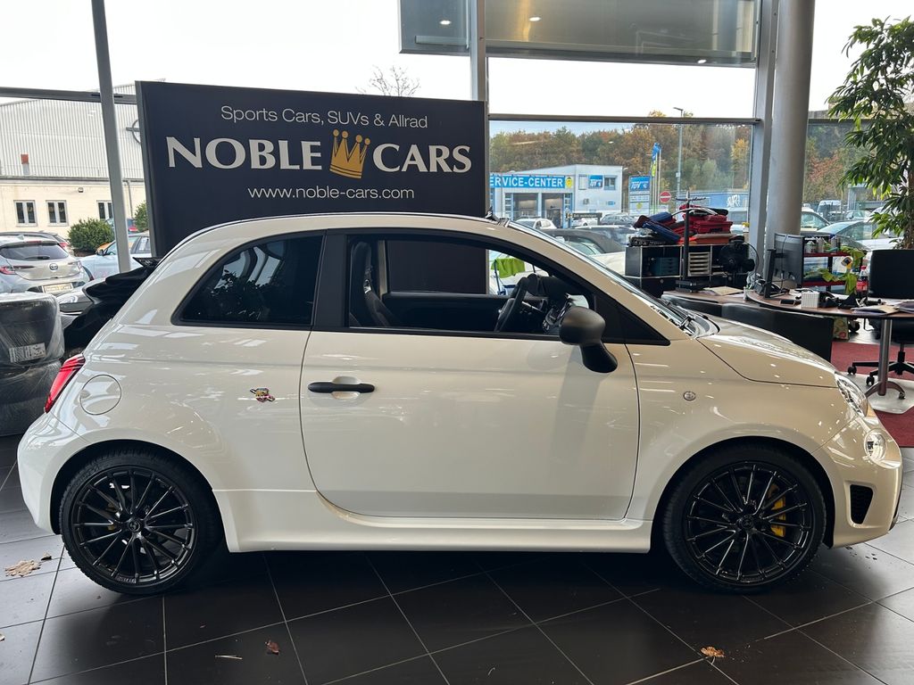 Abarth 695C 2024