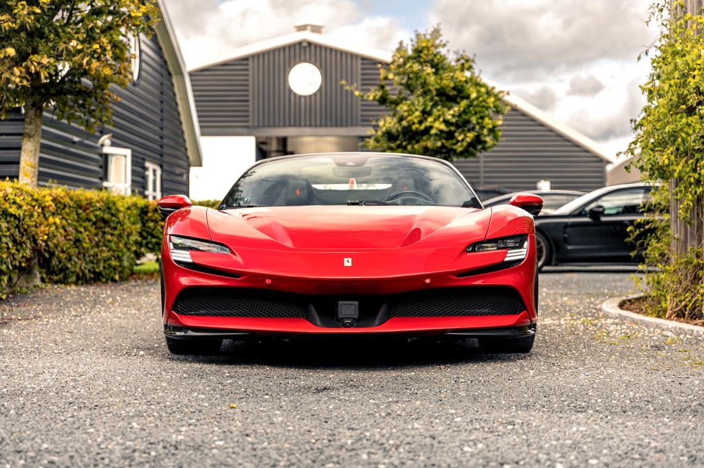 Ferrari SF90 2025