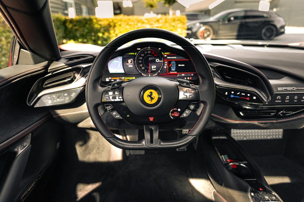 Ferrari SF90 2025