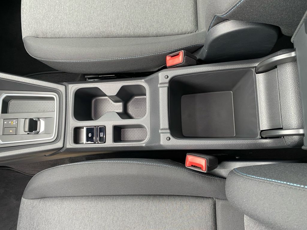 Ford Grand Tourneo 2025