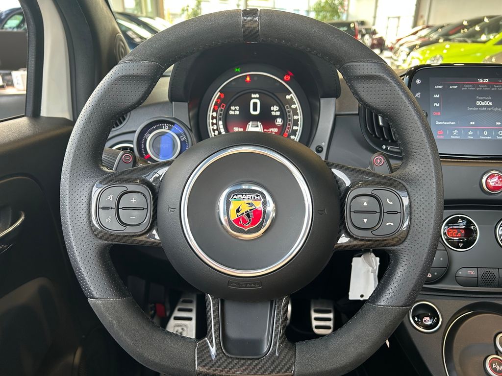 Abarth 695C 2024