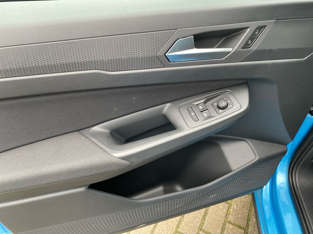 Ford Grand Tourneo 2025