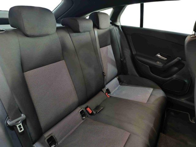 Mercedes-Benz CLA 180 Shooting Brake 2021