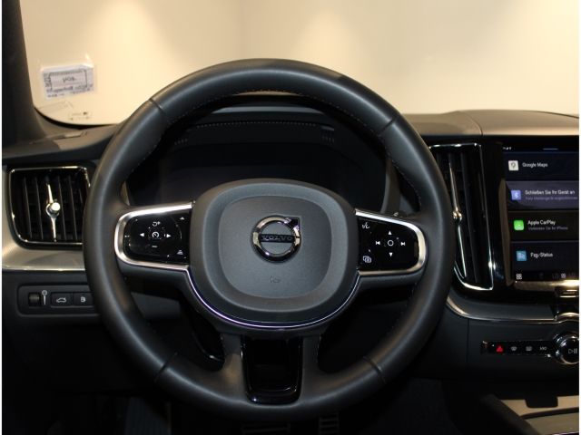 Volvo XC60 2022