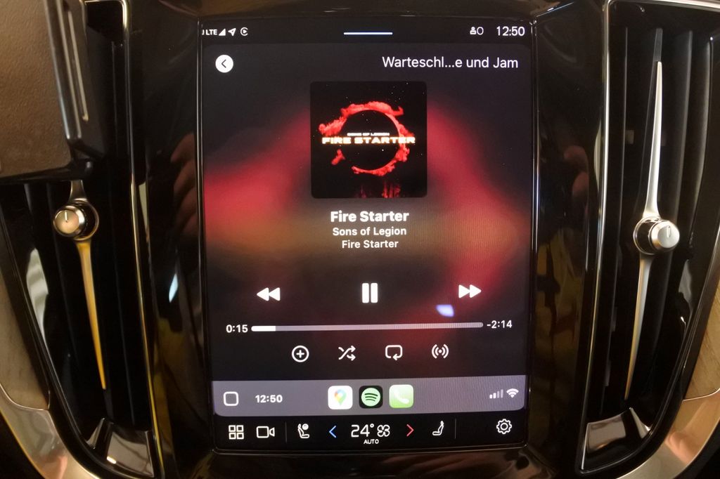 Volvo V60 Cross Country 2023