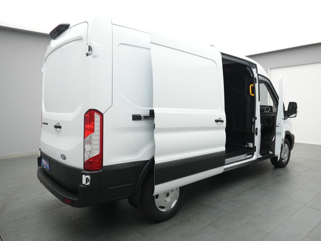 Ford Transit 2025