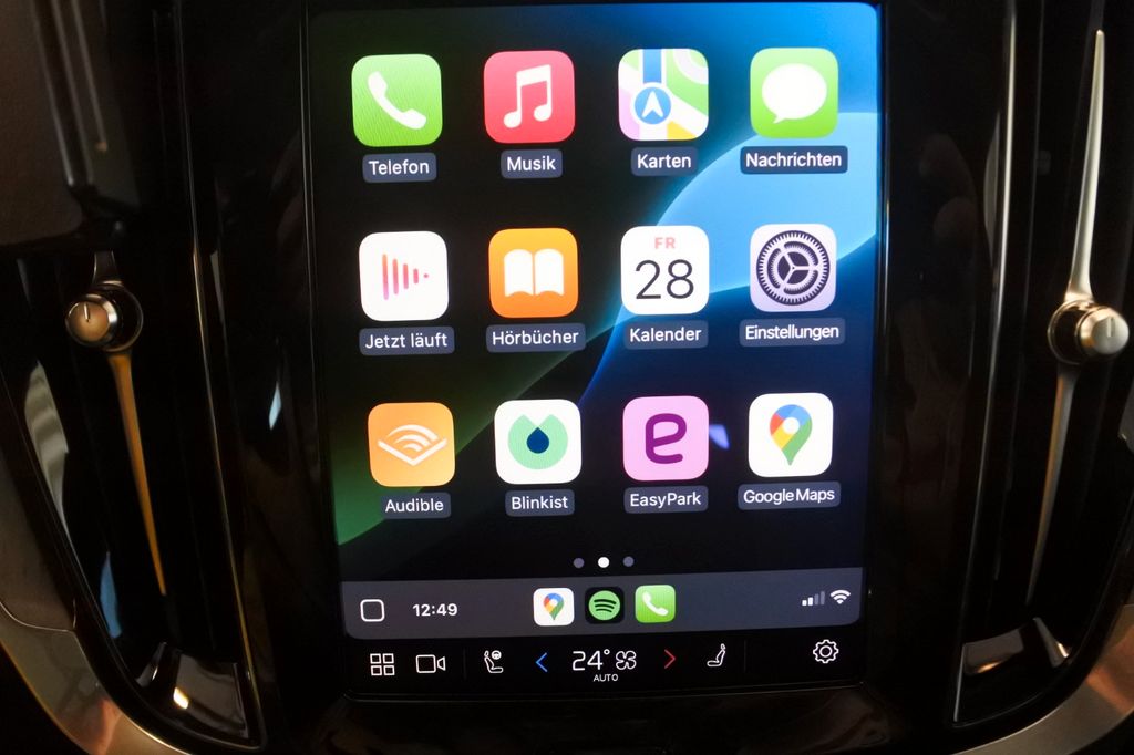 Volvo V60 Cross Country 2023