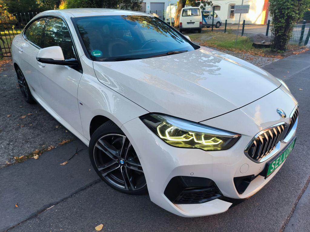 BMW 218 2021
