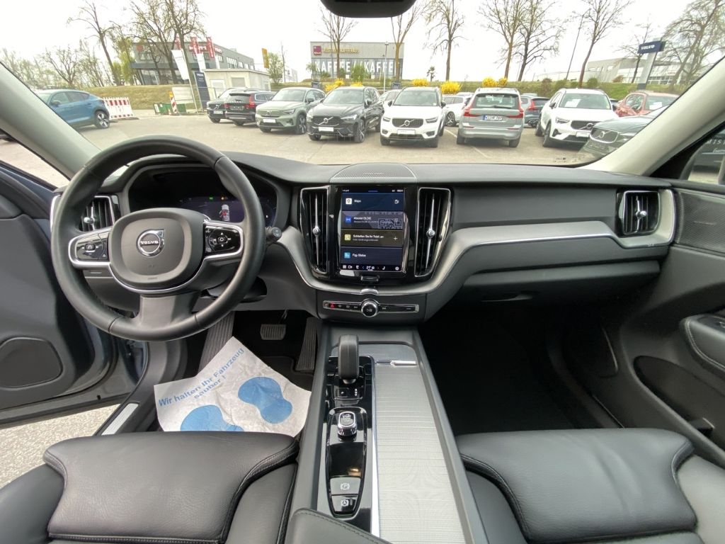 Volvo XC60 2022