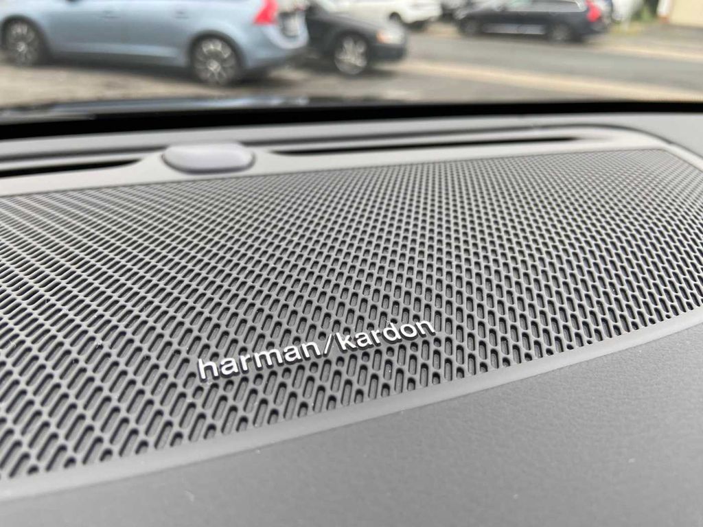 Volvo V60 Cross Country 2024