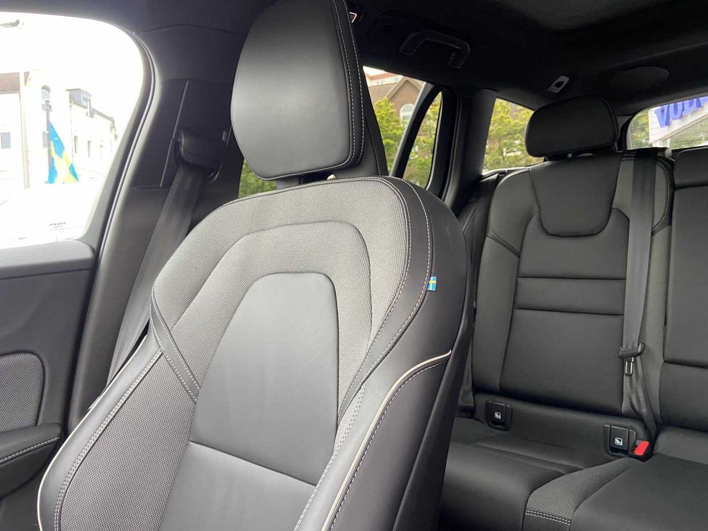 Volvo V60 Cross Country 2024