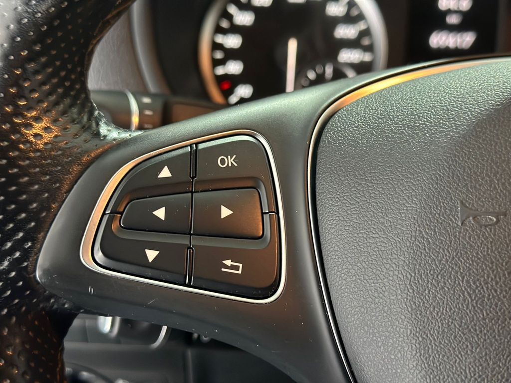 Mercedes-Benz Vito 2023