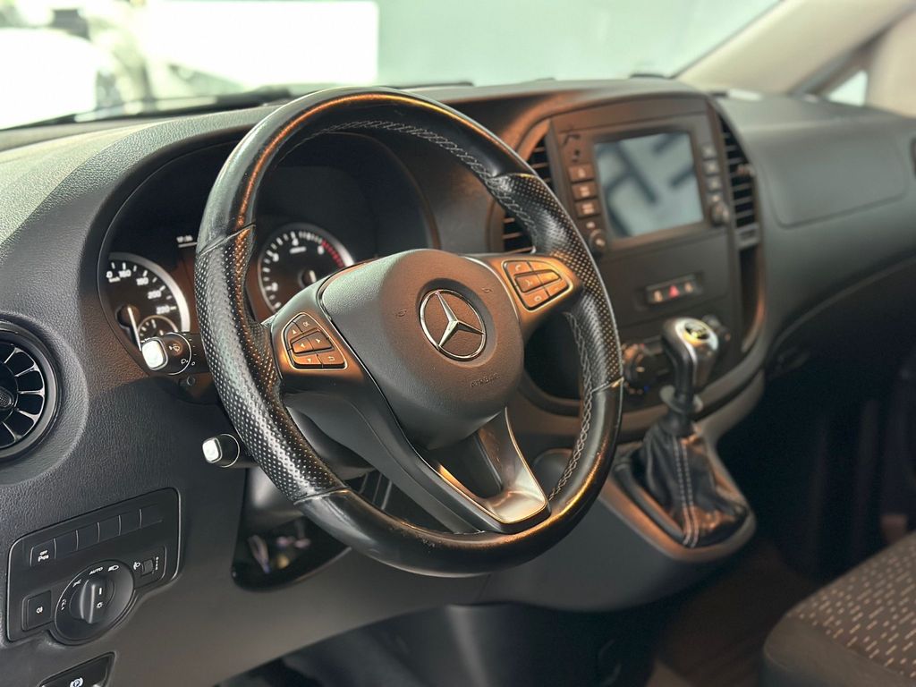 Mercedes-Benz Vito 2023