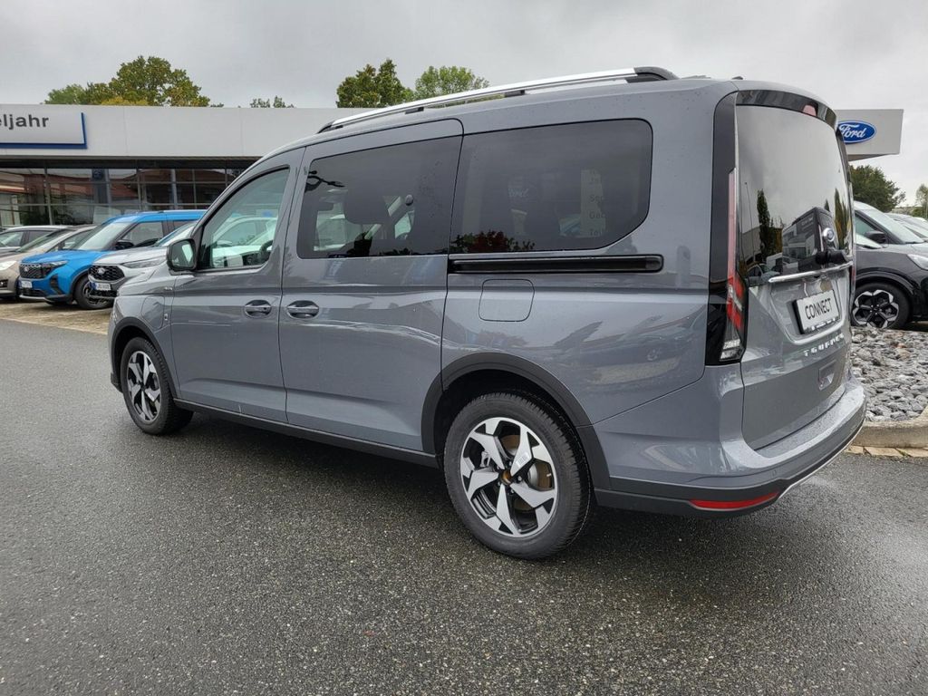 Ford Grand Tourneo