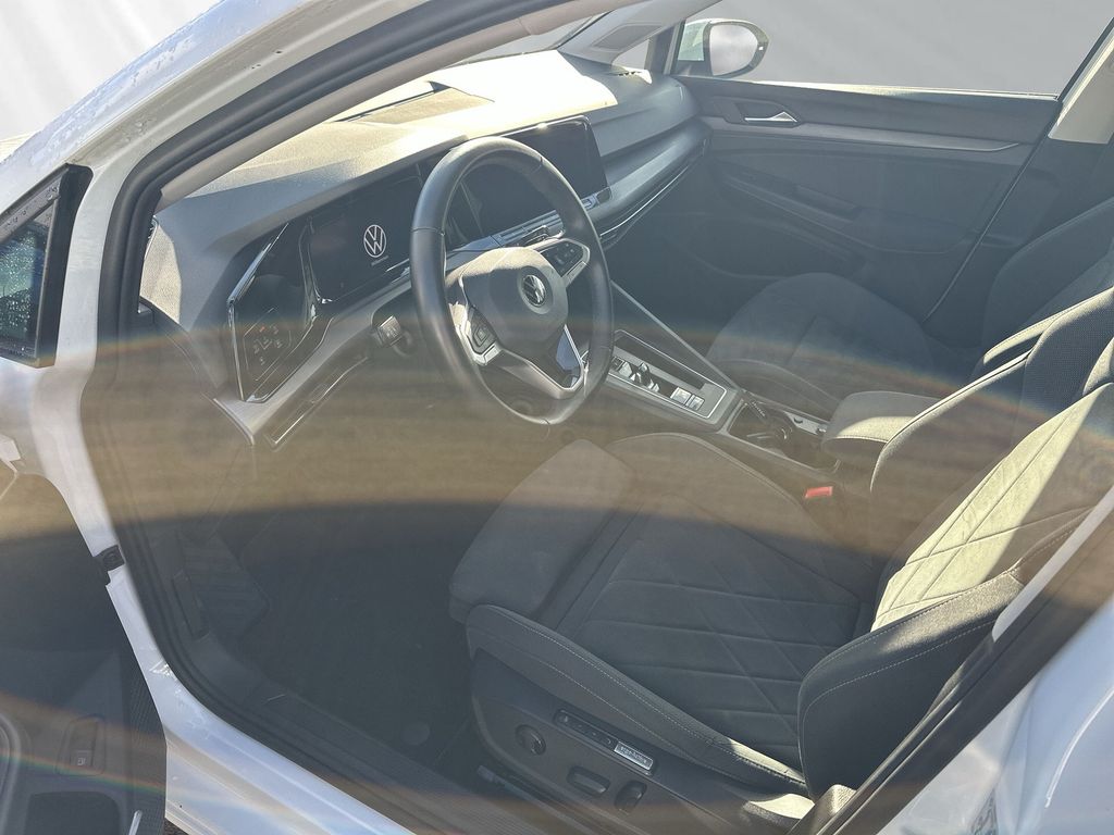 Volkswagen Golf 2021