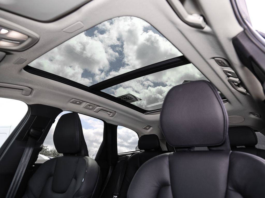Volvo XC60 2023