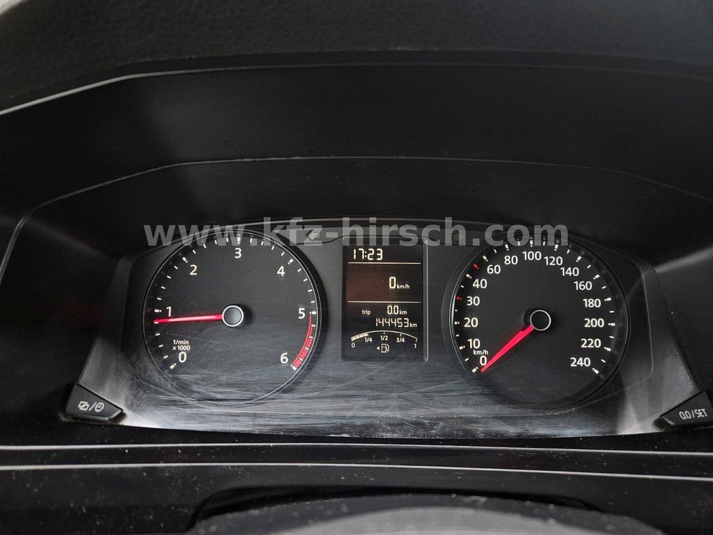 Volkswagen T6 Transporter 2015