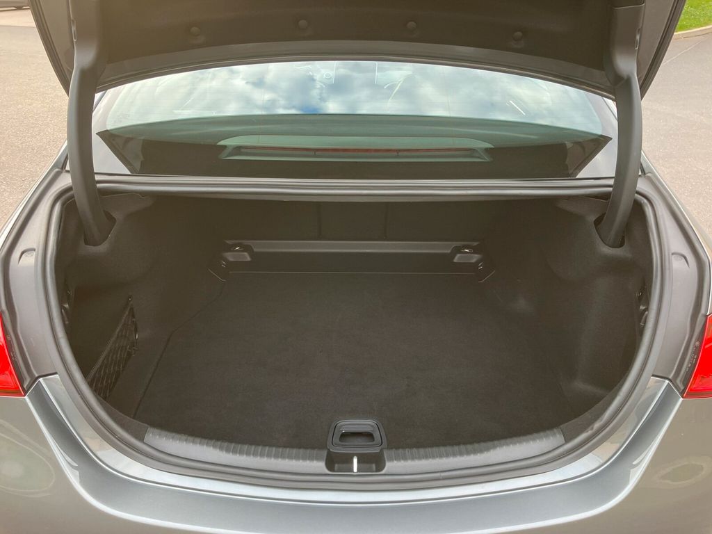 Mercedes-Benz C 220 2024