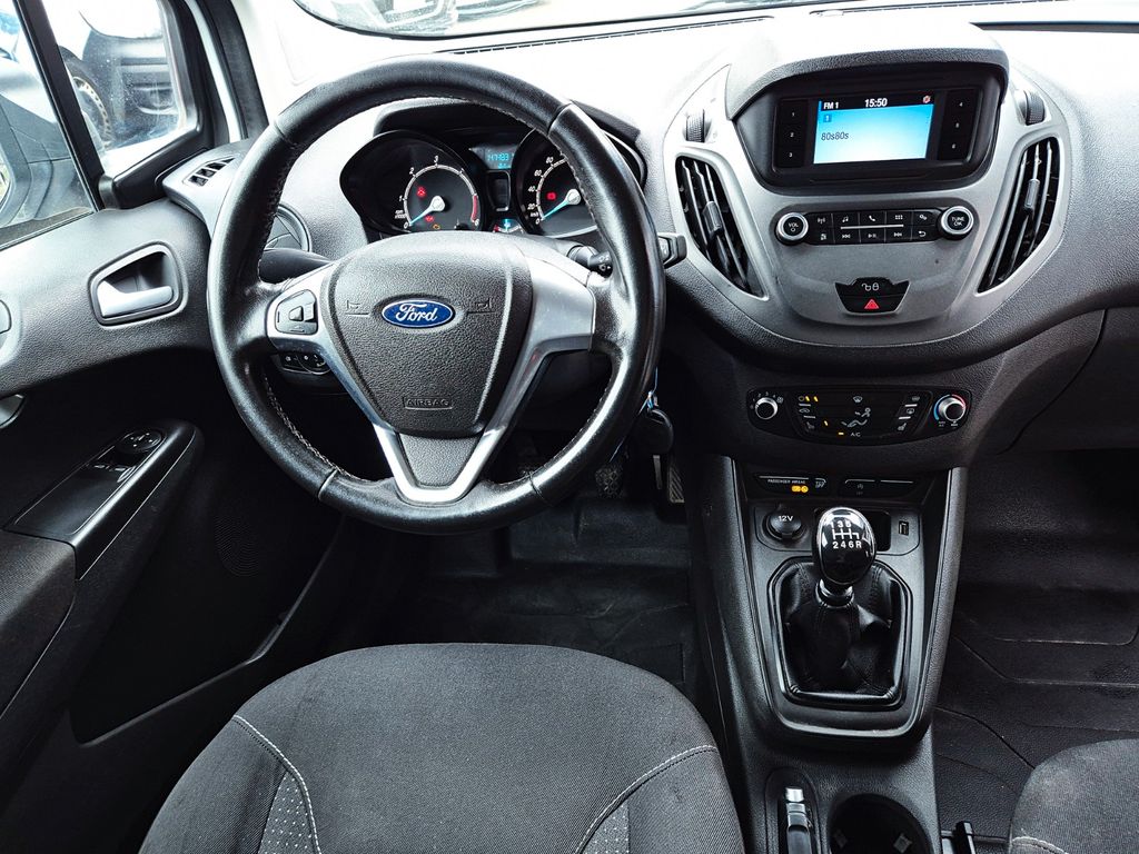 Ford Transit Courier 2019