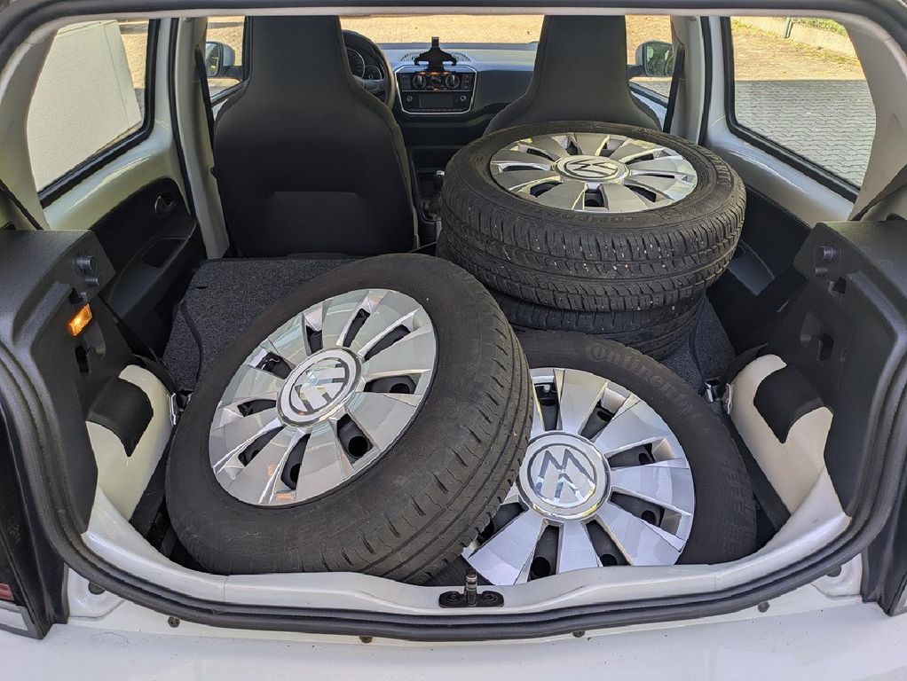 Volkswagen up! 2022