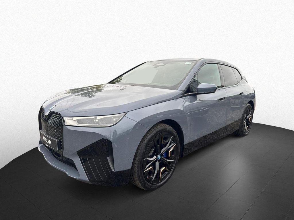 BMW iX 2023