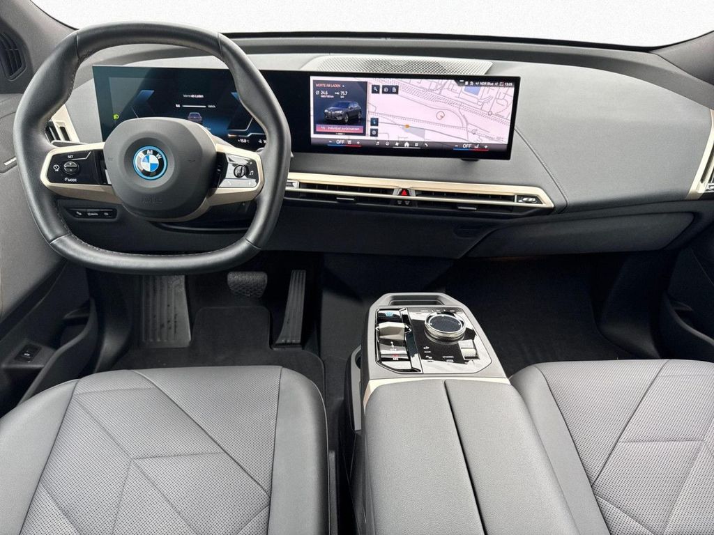 BMW iX 2023