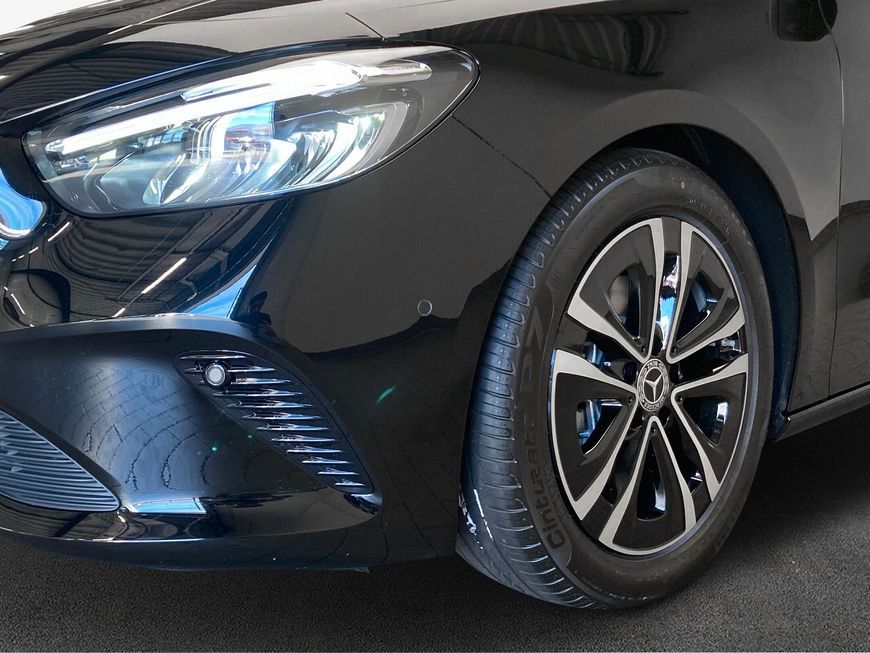 Mercedes-Benz B 200 2025