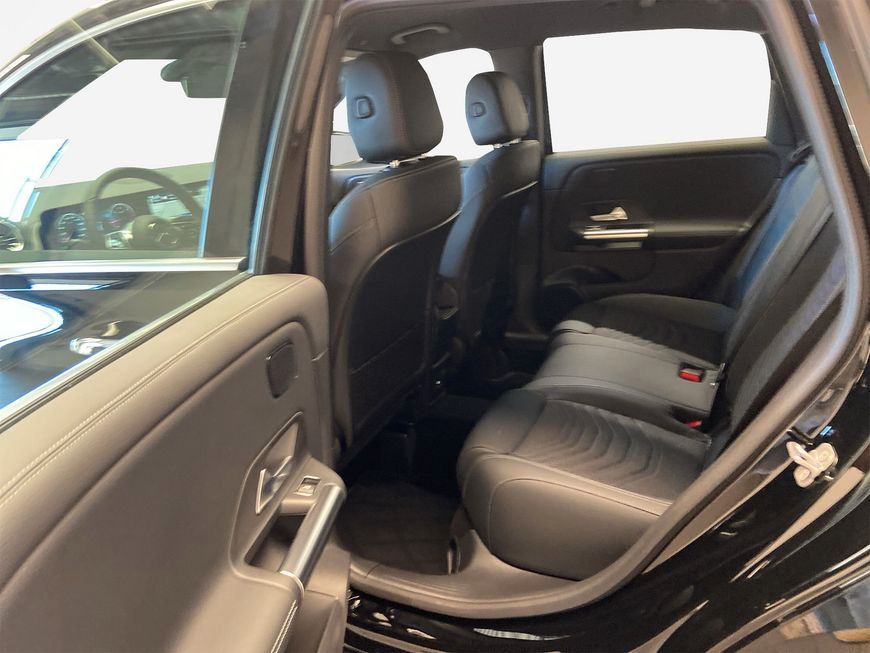 Mercedes-Benz B 200 2025