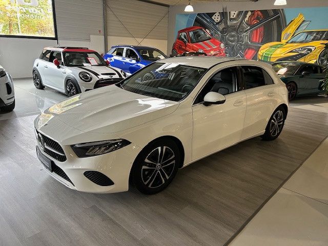 Mercedes-Benz A 180 2023