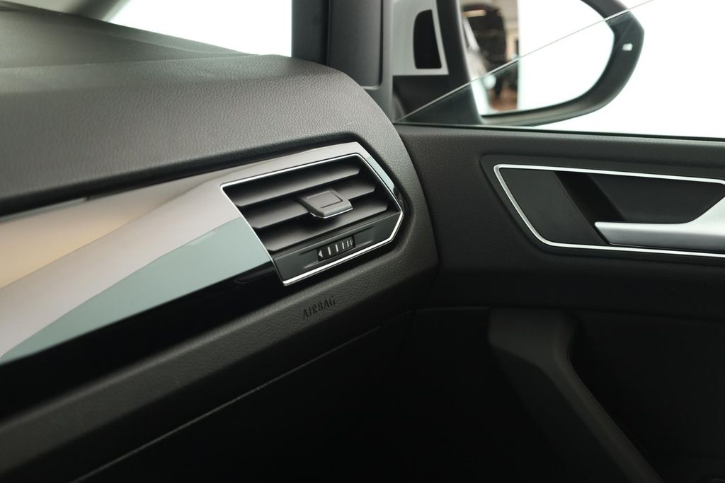 Volkswagen Touran 2025