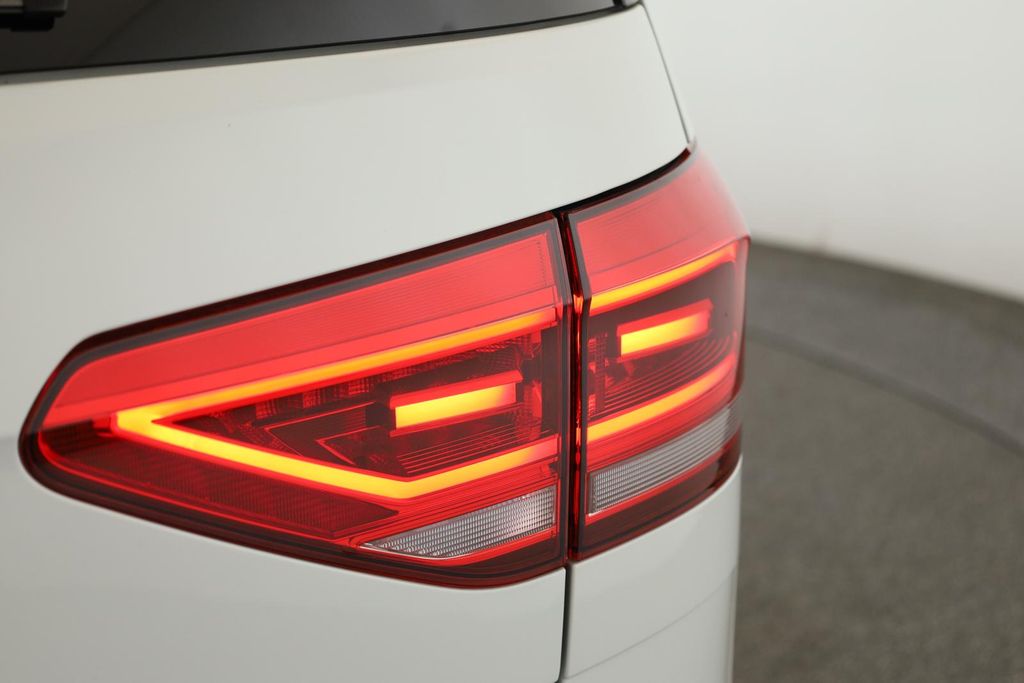 Volkswagen Touran 2025