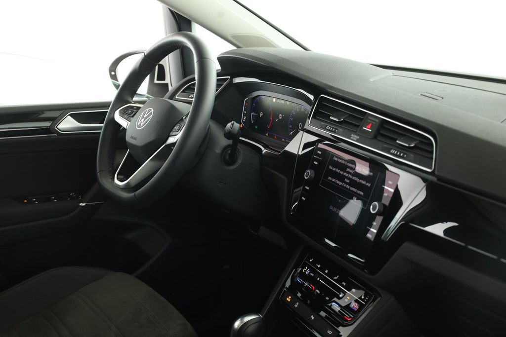 Volkswagen Touran 2025