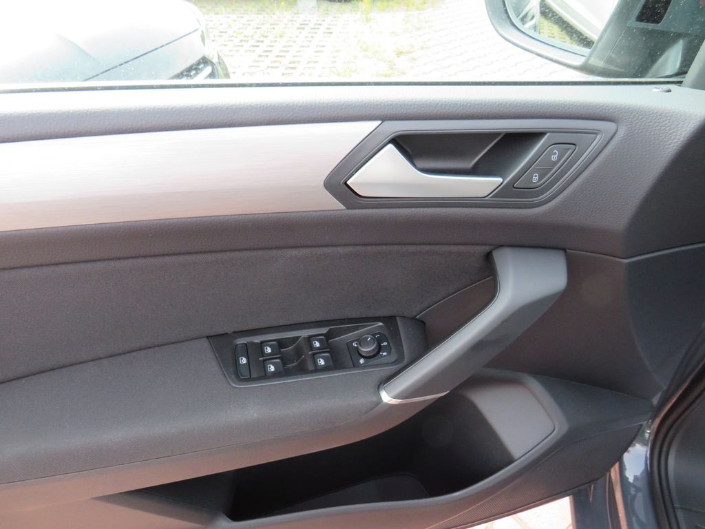 Volkswagen Touran 2025