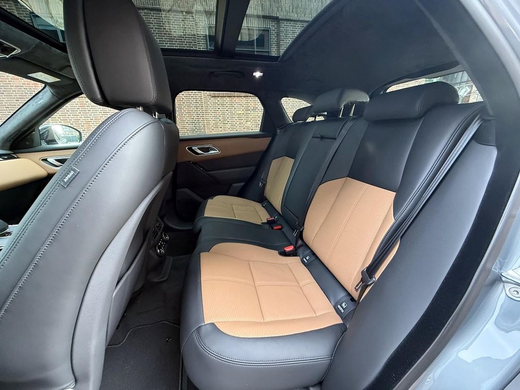 Land Rover Range Rover Velar 2025