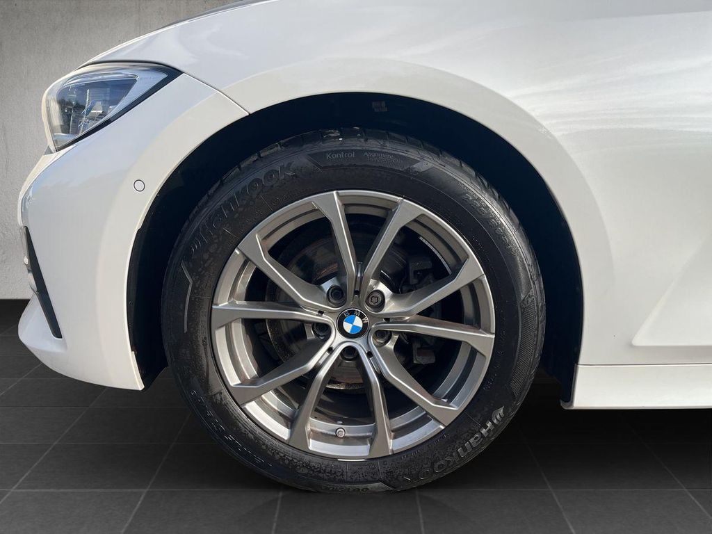 BMW 318 2020