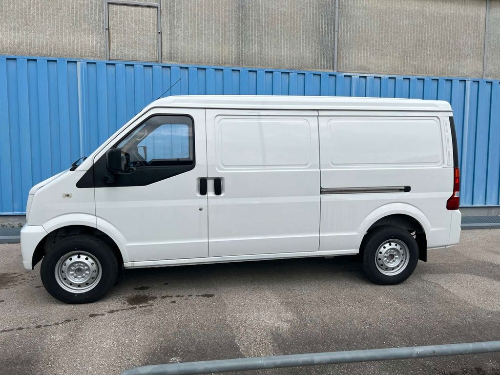 DFSK EC35 2024