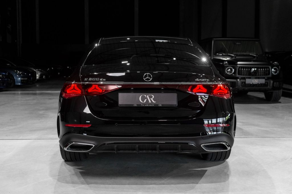 Mercedes-Benz E 300 2025