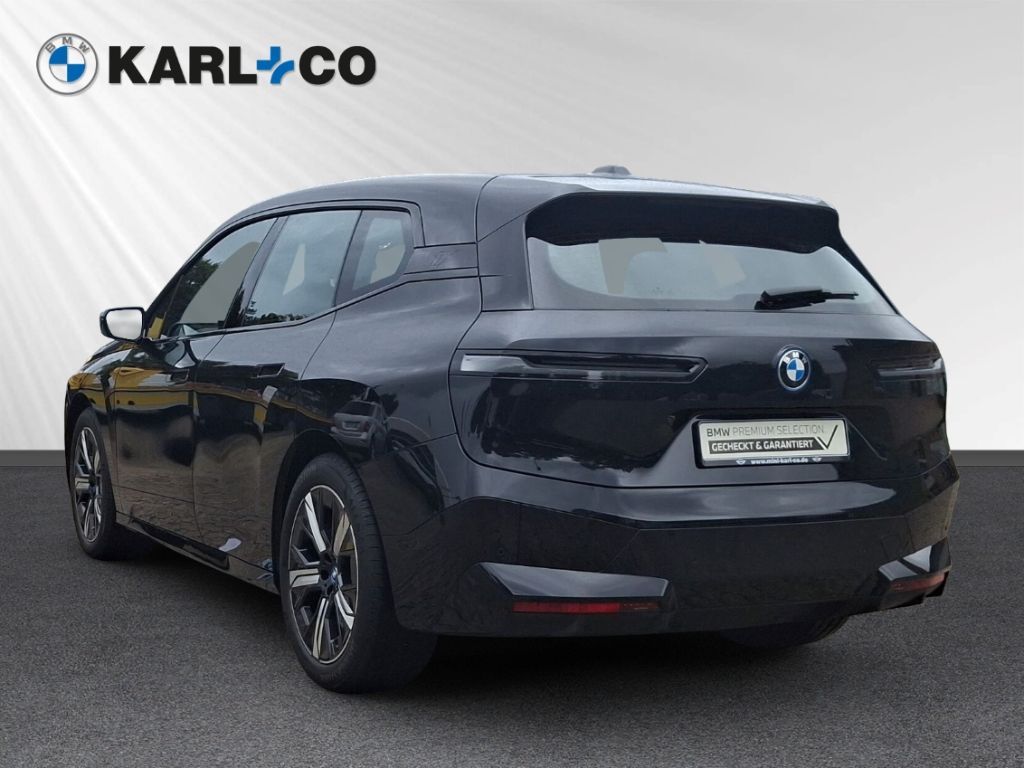 BMW iX 2022
