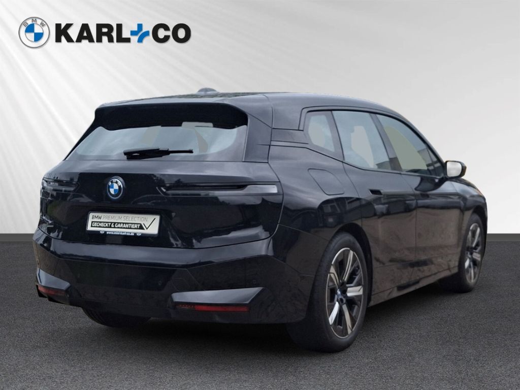 BMW iX 2022