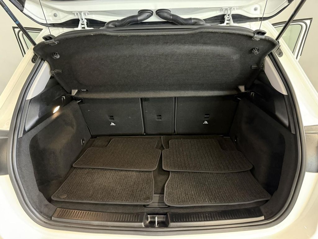 Mercedes-Benz B 180 2021