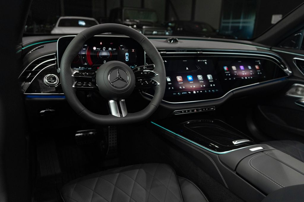 Mercedes-Benz E 300 2025