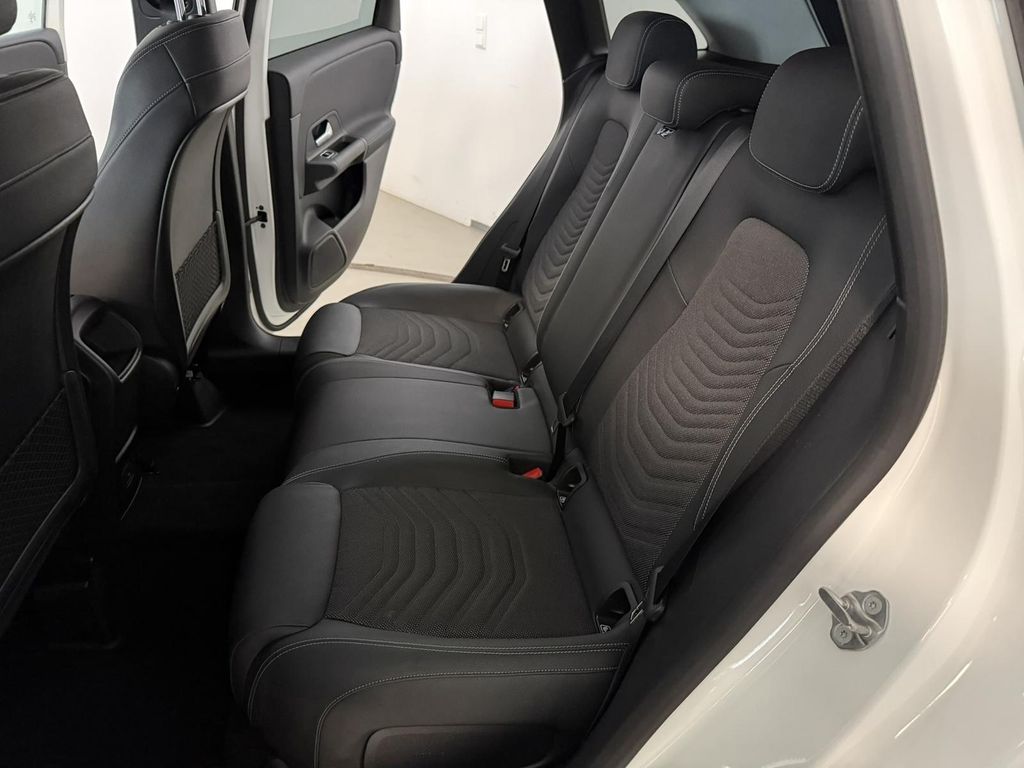 Mercedes-Benz B 180 2021