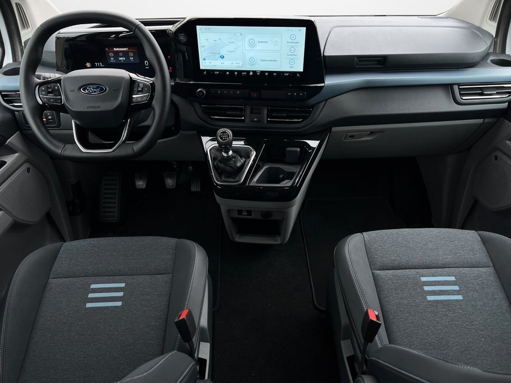 Ford Tourneo Custom 2025